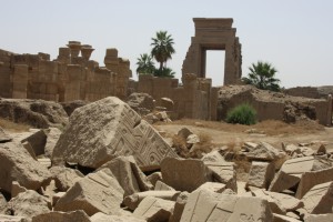 Luxor     